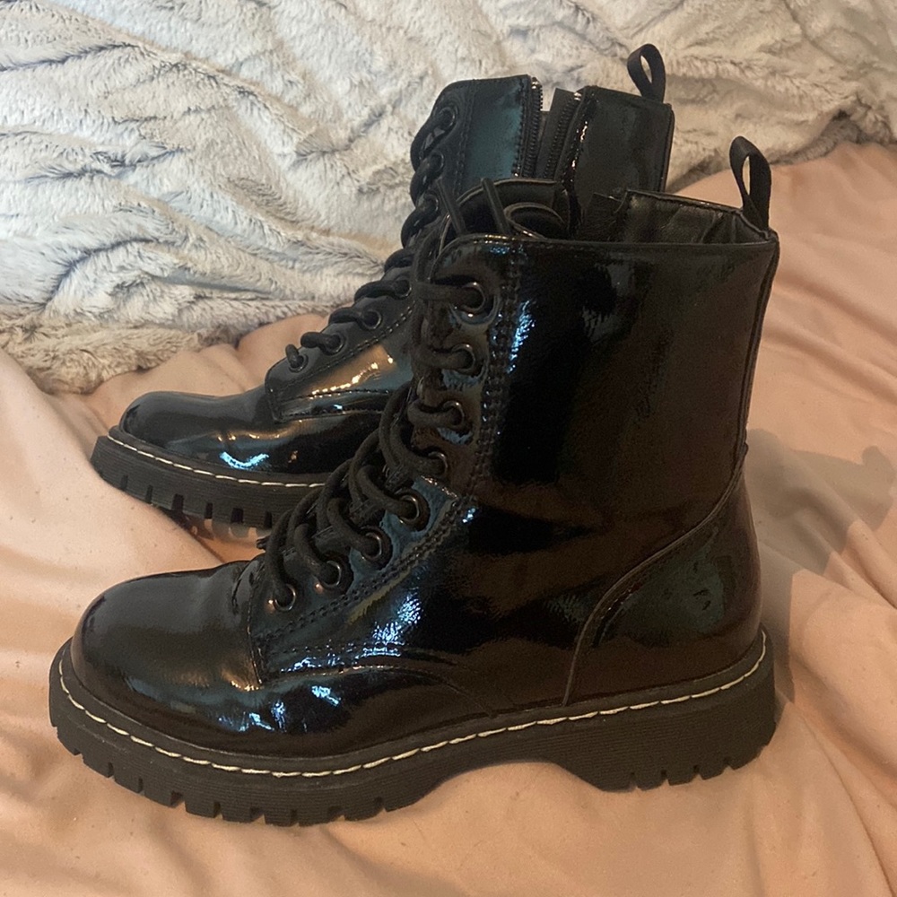 UnionBay boots size 6.5